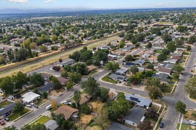 389 W 1425 N, Sunset, UT 84015