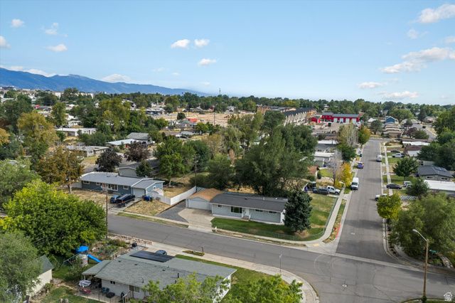 389 W 1425 N, Sunset, UT 84015