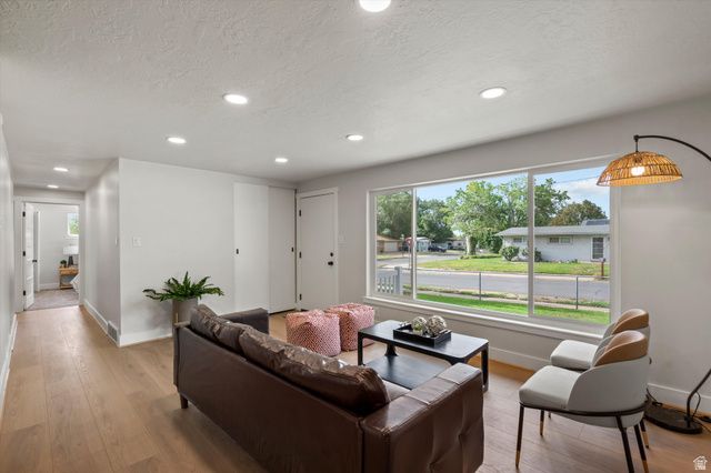 389 W 1425 N, Sunset, UT 84015