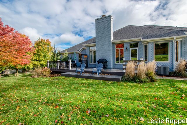 2357 Grand Valley Drive Ne, Ada Twp, MI 49301