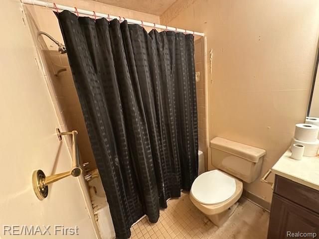 34150 Garfield Circle, Fraser, MI 48026