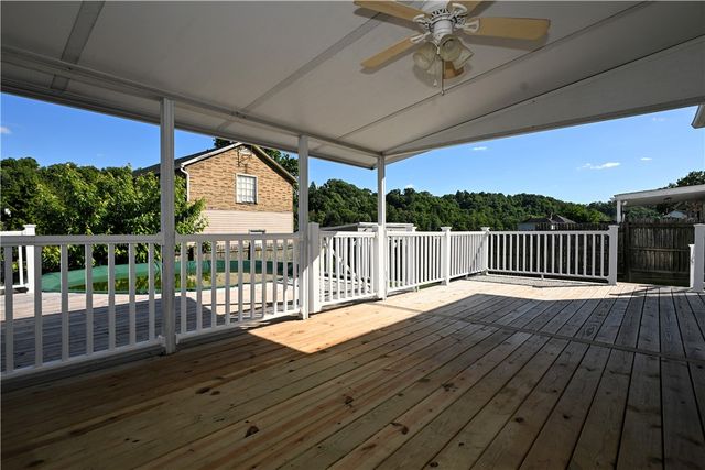 388 Bow St, Stockdale, PA 15483