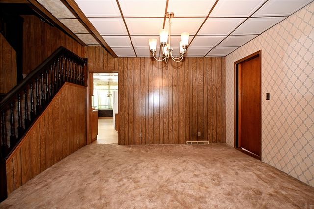 388 Bow St, Stockdale, PA 15483