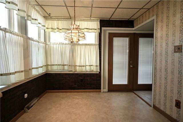 388 Bow St, Stockdale, PA 15483