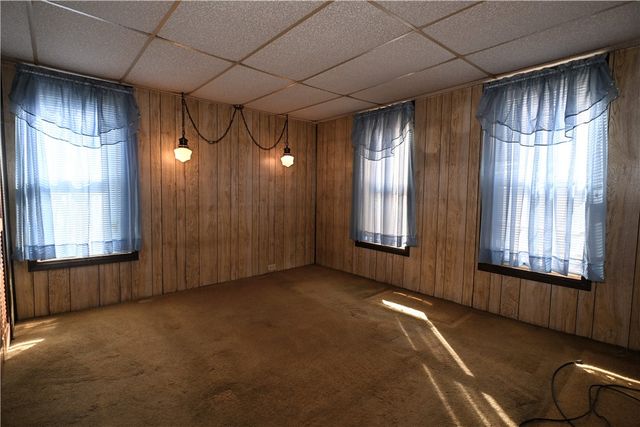 388 Bow St, Stockdale, PA 15483