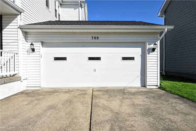 388 Bow St, Stockdale, PA 15483
