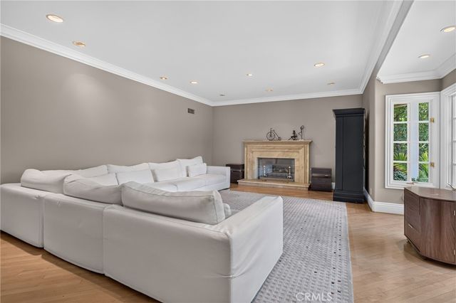 5255 Amestoy, Encino, CA 91316