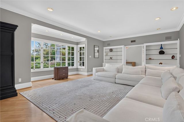5255 Amestoy, Encino, CA 91316