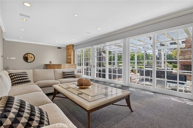 5255 Amestoy, Encino, CA 91316