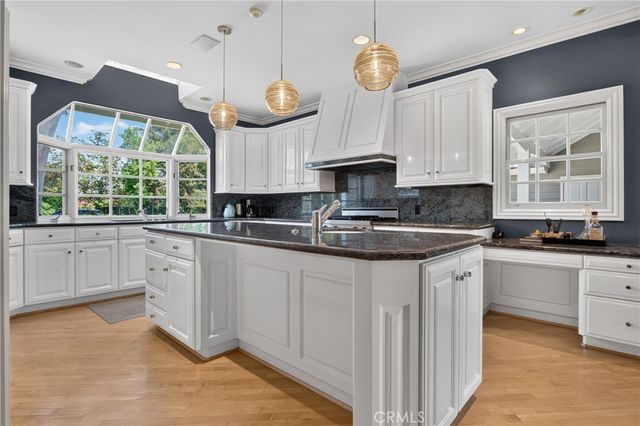5255 Amestoy, Encino, CA 91316