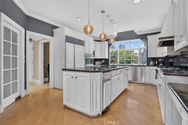 5255 Amestoy, Encino, CA 91316