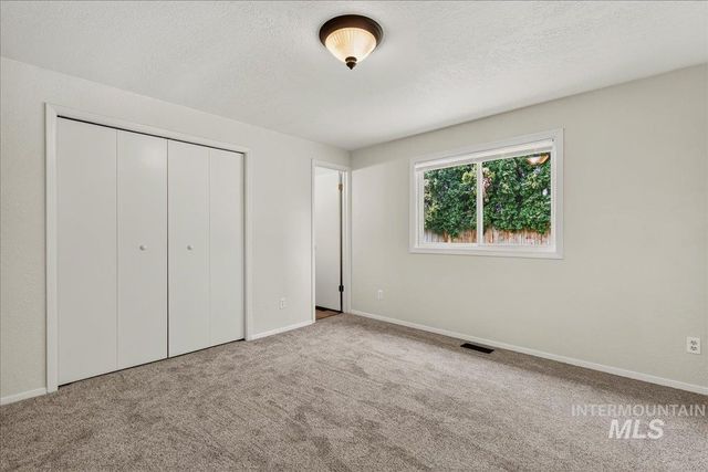 73 N Boise, Nampa, ID 83651
