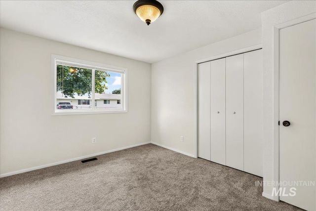 73 N Boise, Nampa, ID 83651