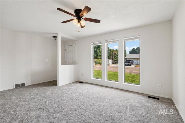 73 N Boise, Nampa, ID 83651