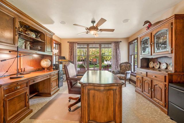 1000 CROWN POINTE CIRCLE, Suamico, WI 54173