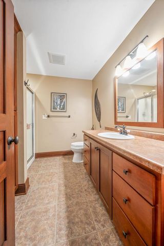 1000 CROWN POINTE CIRCLE, Suamico, WI 54173