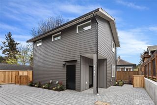 6747 Earl Avenue NW, Seattle, WA 98117