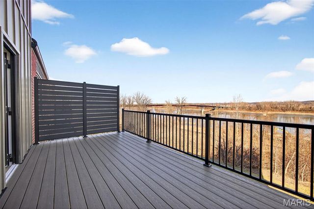 1019 River Bluff Drive, Washington, MO 63090