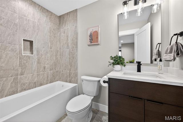 1019 River Bluff Drive, Washington, MO 63090