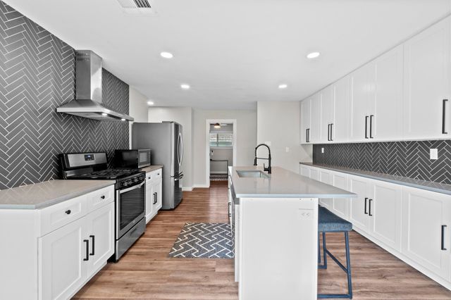 11811 Rotherham DR, Austin, TX 78753