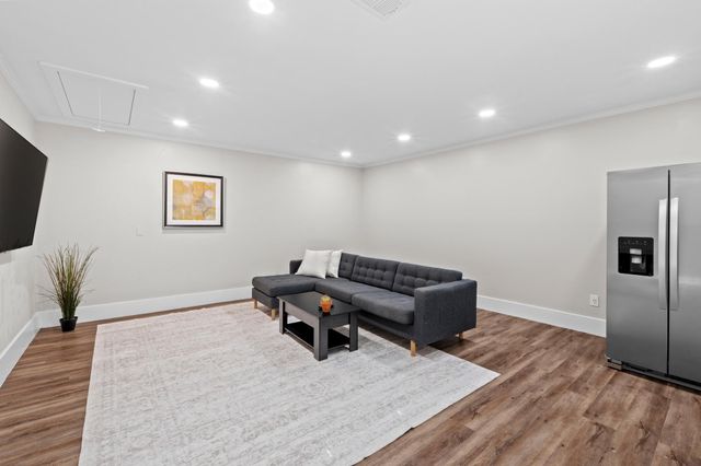 11811 Rotherham DR, Austin, TX 78753