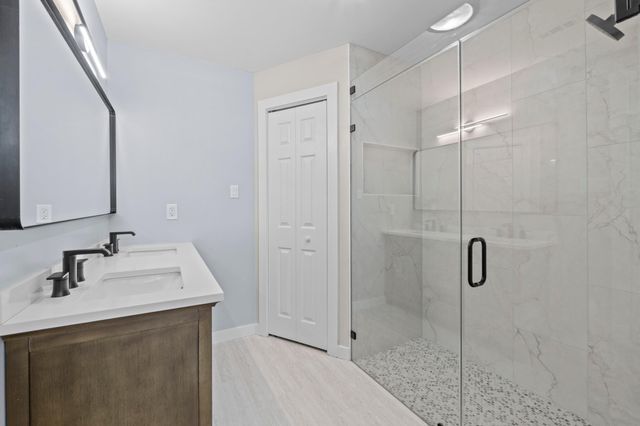 11811 Rotherham DR, Austin, TX 78753