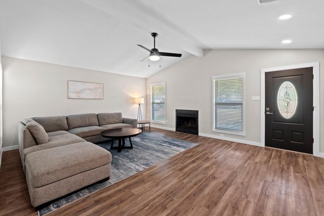 11811 Rotherham DR, Austin, TX 78753