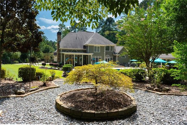 5300 Hill Road NW, Acworth, GA 30101