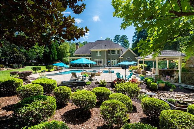 5300 Hill Road NW, Acworth, GA 30101