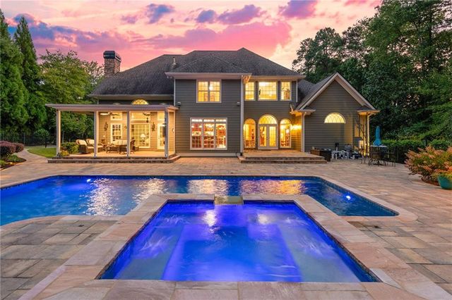 5300 Hill Road NW, Acworth, GA 30101