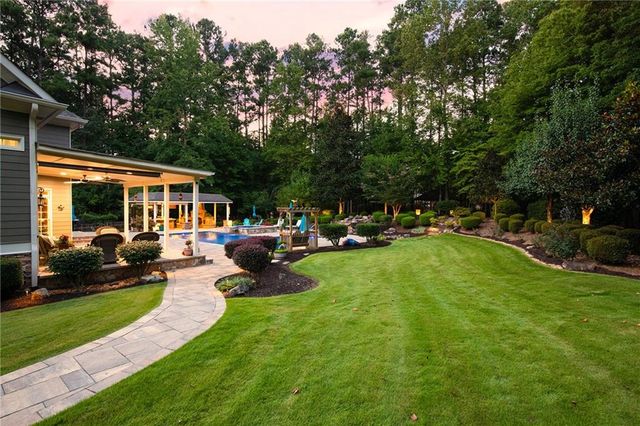 5300 Hill Road NW, Acworth, GA 30101