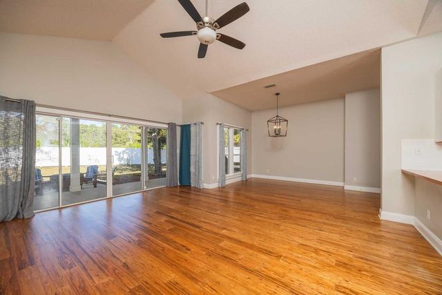 157 N Churchill Dr, St Augustine, FL 32086