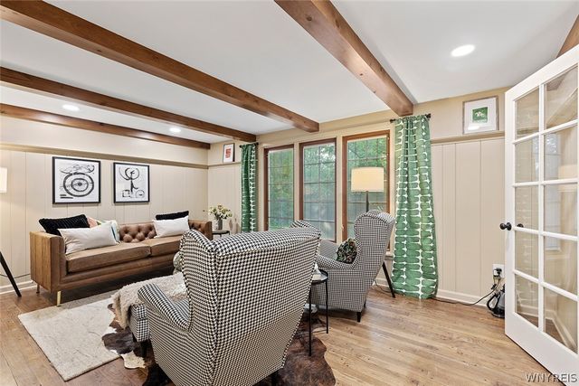45 Thomas Jefferson Lane, Amherst, NY 14226