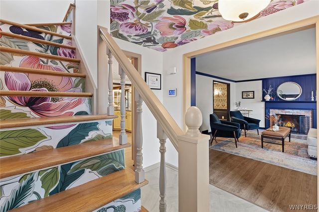 45 Thomas Jefferson Lane, Amherst, NY 14226