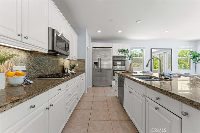 13268 Eaglebluff, Eastvale, CA 92880