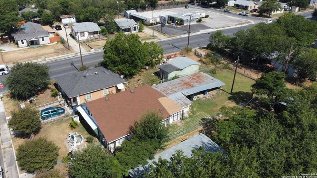 3927 W TRAVIS ST, San Antonio, TX 78207