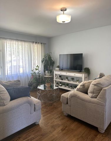 1243 N Lafayette Court, Griffith, IN 46319