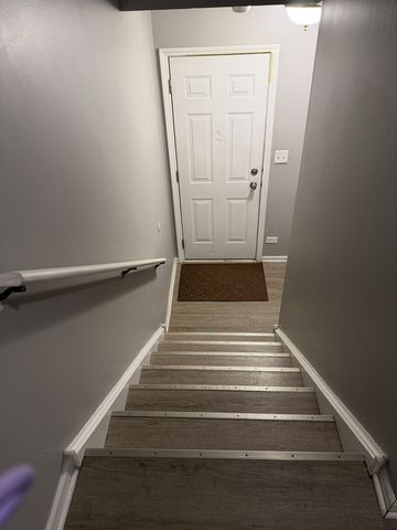 3367 Ravinia Circle, Aurora, IL 60504