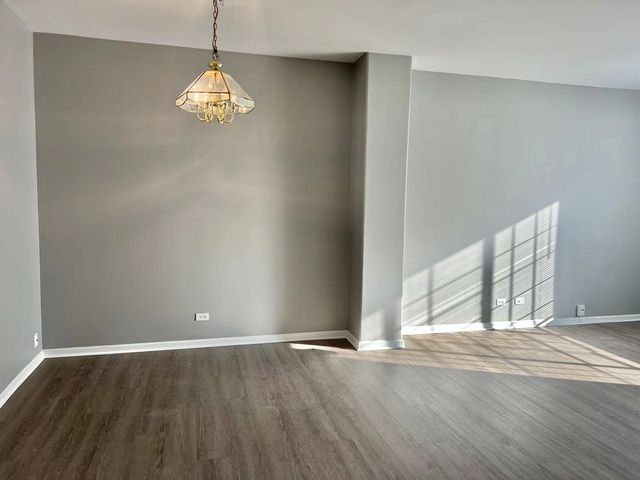 3367 Ravinia Circle, Aurora, IL 60504