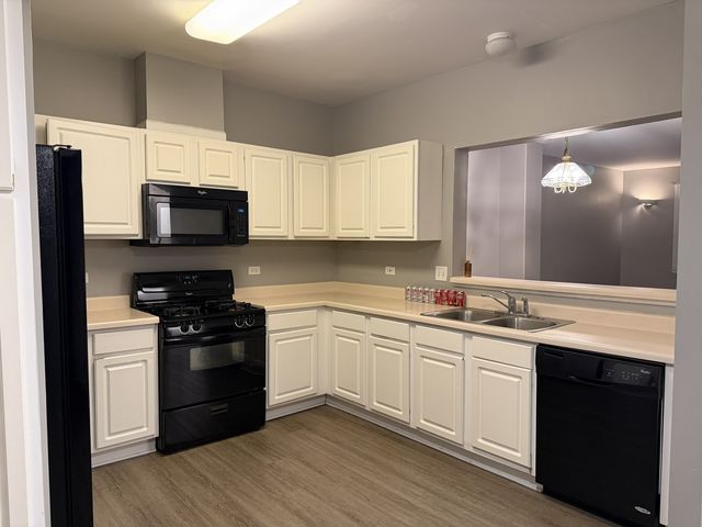 3367 Ravinia Circle, Aurora, IL 60504