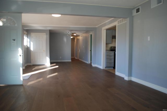 4632 Queen Road, Plymouth, IN 46563