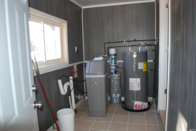 4632 Queen Road, Plymouth, IN 46563