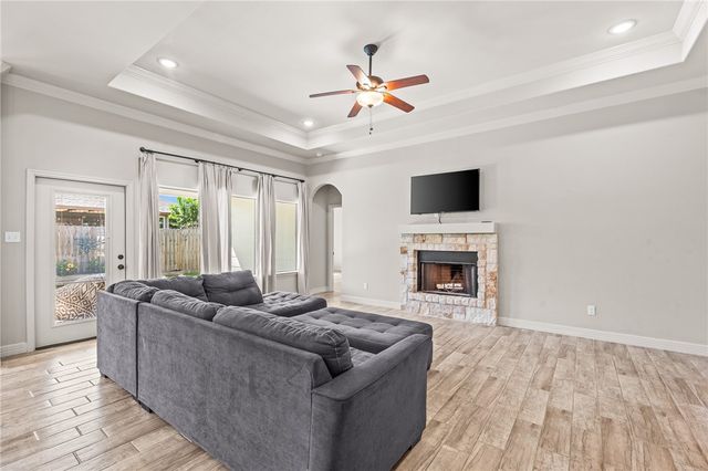 3921 Pennine Way, Corpus Christi, TX 78414