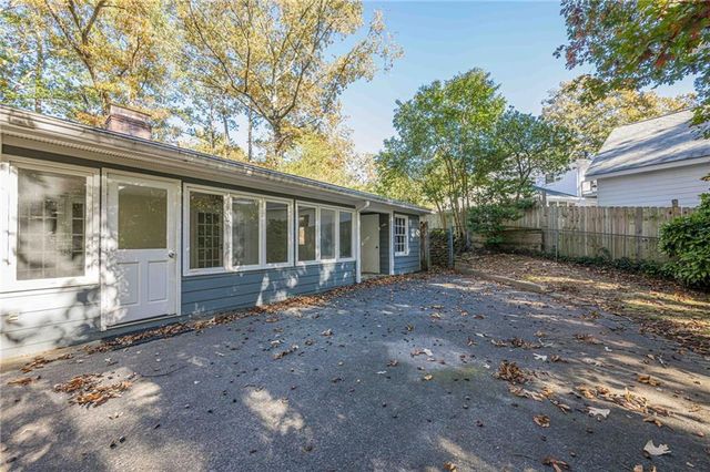 6640 Williamson Drive, Atlanta, GA 30328