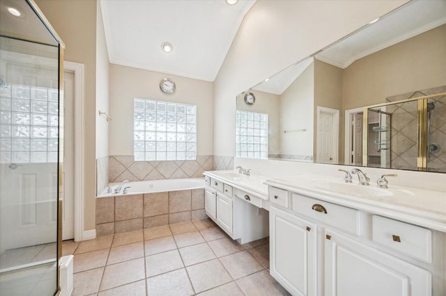 5208 Blossom Street 5, Houston, TX 77007