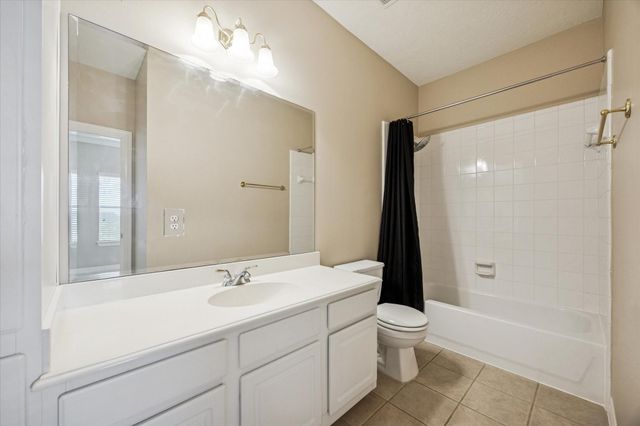 5208 Blossom Street 5, Houston, TX 77007