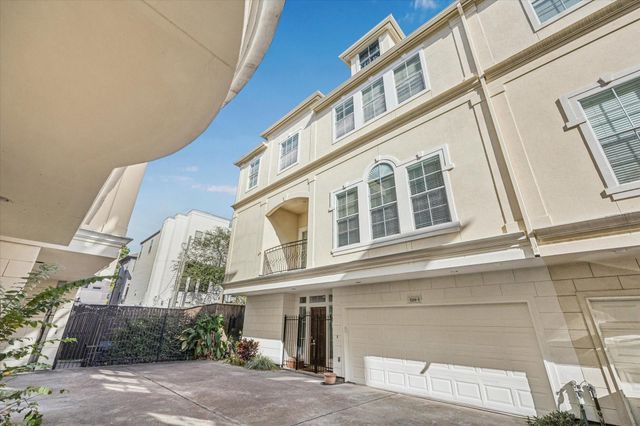 5208 Blossom Street 5, Houston, TX 77007