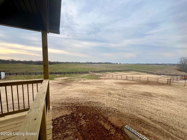 308 J Thompson Rd, Rineyville, KY 40162