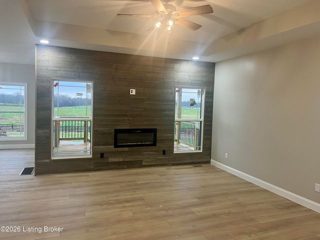 308 J Thompson Rd, Rineyville, KY 40162