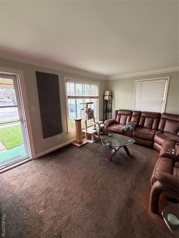 17389 Eddon Street, Melvindale, MI 48122